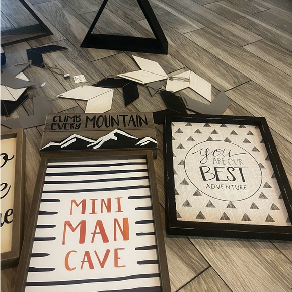 Boy bedroom decor - Picture 3 of 3